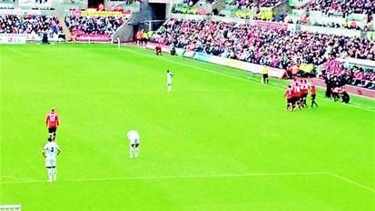 鲁尼力挺阿森纳定位球战术，枪手主场爆冷1-2负伯恩茅斯争冠蒙阴影