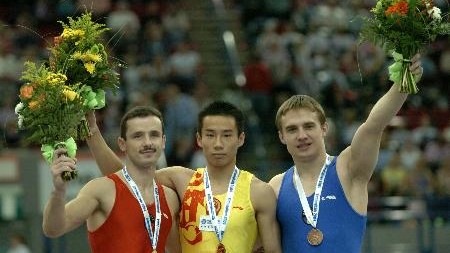 标题一：埃泽世界波哈弗茨伤退，阿森纳1-0纽卡终结连败重返榜首