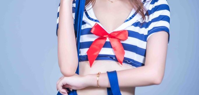 南粤篮球宝贝的水手服助威曲：赛场边的靓丽风景线