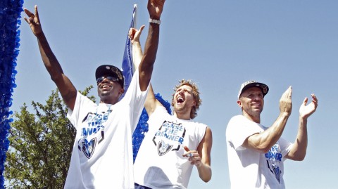 再回首已十五年：达拉斯小牛那座冠军为何格外珍贵