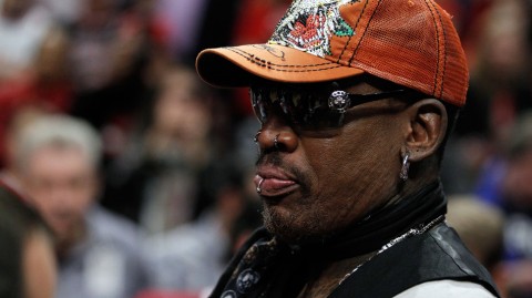 罗德曼重返芝加哥再掀波澜，双名人堂加身的“大虫”依旧我行我素